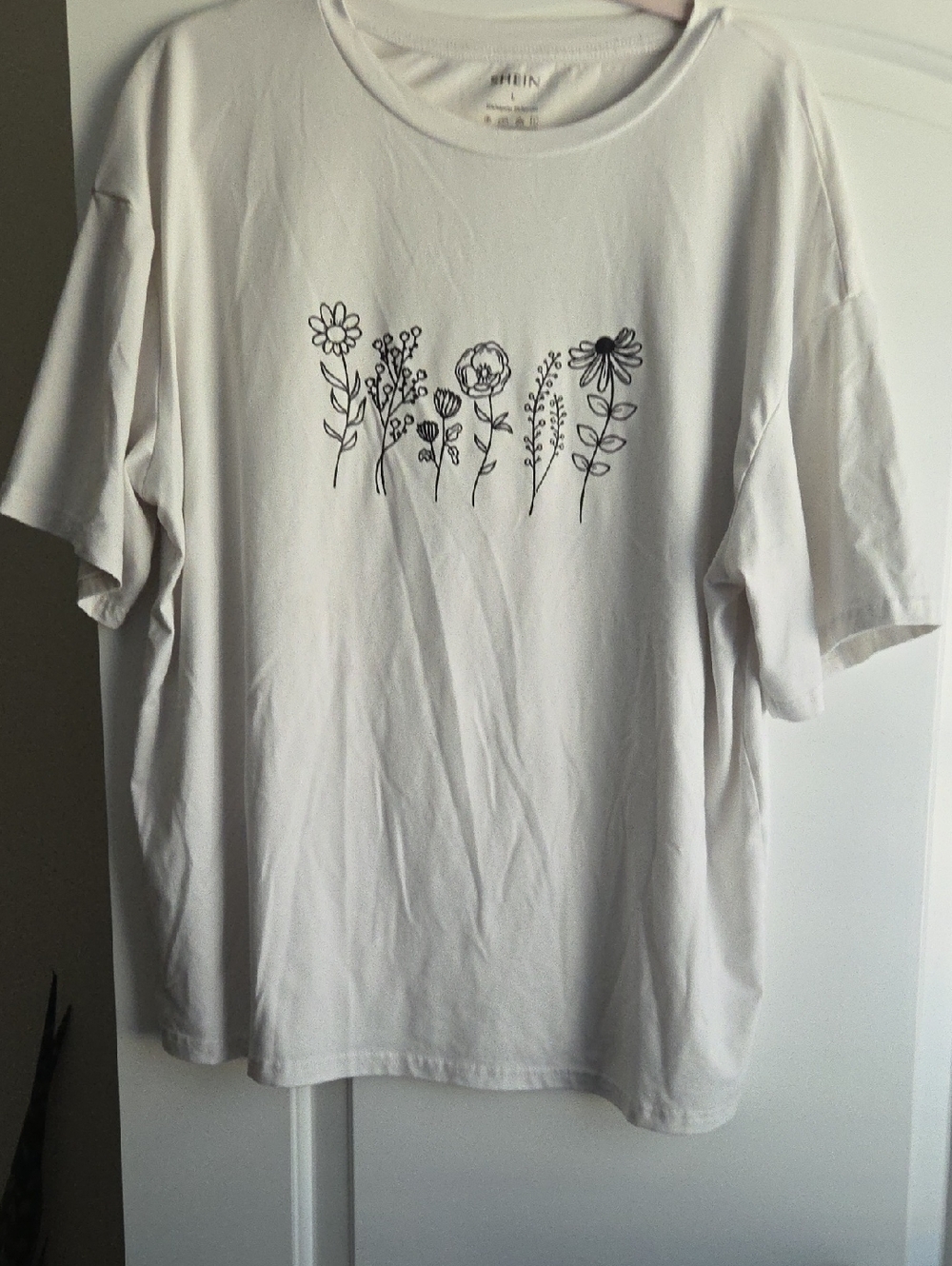 SHEIN White Men's Tee with Black Floral Line Art